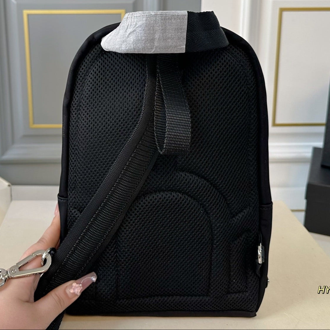 SILVER BUCKLE BACKPACK 30 IN BLACK RE-NYLON